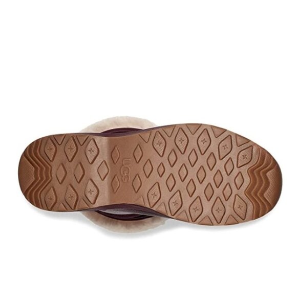 UGG Adirondack III Women's Boot - Picture 6 of 9